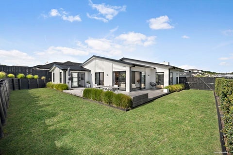 148 Eighth View Avenue, Beachlands, Auckland