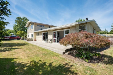12 Hollis Place, Brightwater, Brightwater
