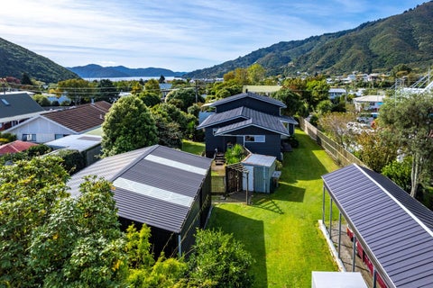 4 Huia Street, Waikawa, Picton