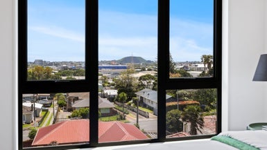 2/35 Ryburn Road, Mount Wellington, Auckland