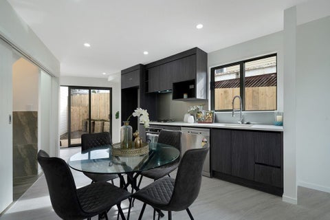 1/13 Sarona Avenue, Glen Eden, Auckland