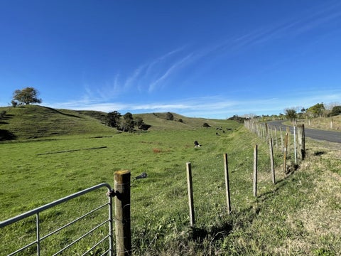 249 State Highway 27, Thames