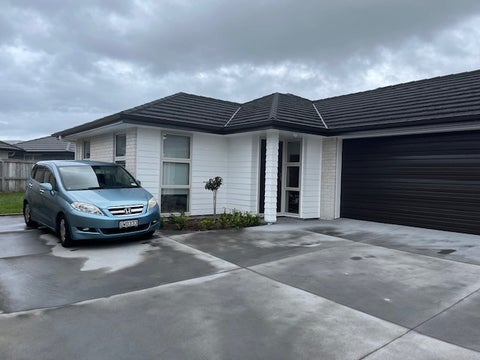 195 Te Okuroa Drive, Papamoa