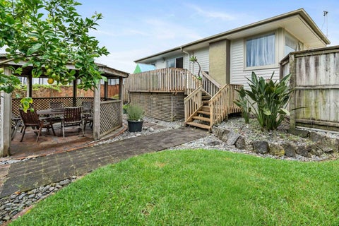 1/12 Riverpark Crescent, Henderson, Auckland