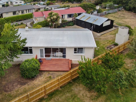 43 Main Street, Weston, Oamaru
