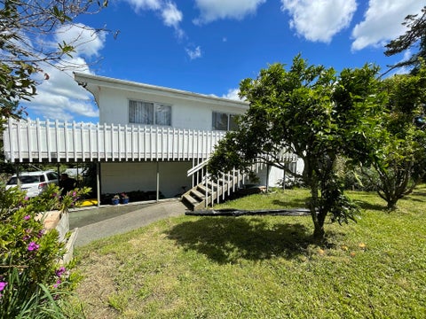 1778 East Coast Road, Albany