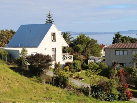 75 Stratford Drive, Cable Bay, Cable Bay