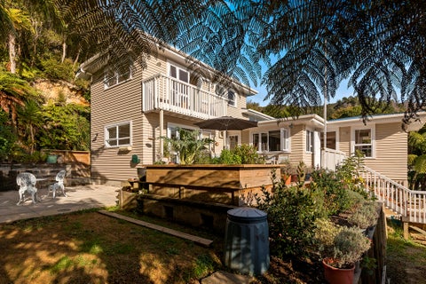 111 Horoeka Street, Stokes Valley, Lower Hutt