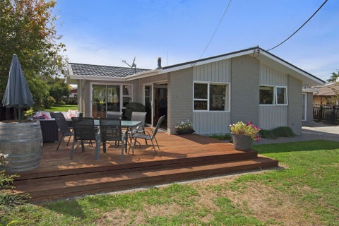 81 Cologne Street, Martinborough