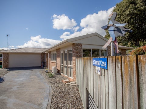 6 Cabernet Close, Paraparaumu