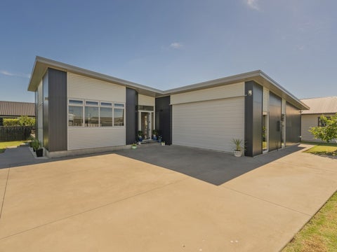 8 Rena Place, Whitianga, Whitianga