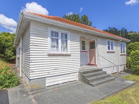 153 Hine Road, Wainuiomata, Lower Hutt