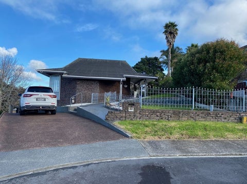 10 Hames Terrace, Hillsborough, Auckland