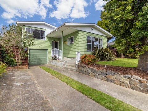 42 Pasadena Crescent, Totara Park, Upper Hutt