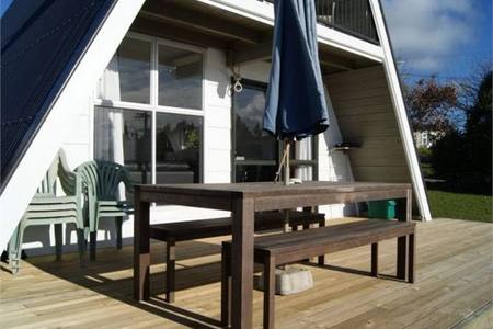 1 Coronation Street, Moeraki
