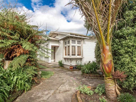 34 Disraeli Street, Westport, Westport