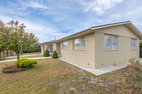 2 Clarevale Street, Burwood, Christchurch