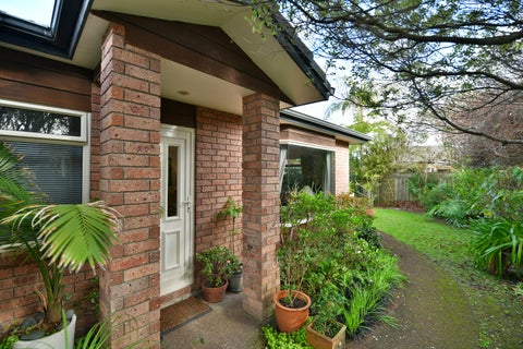 8 Chalmers Close, Orewa, Orewa