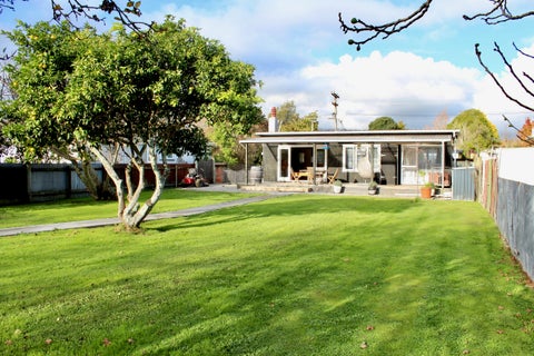 8 Hariata Street, Otaki