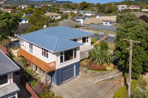 63A The Drive, Tawa, Wellington