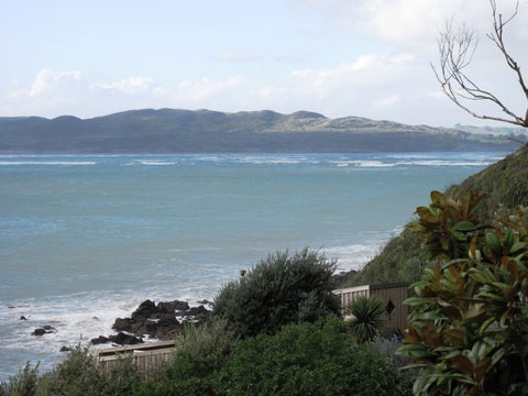 8 Calvert Road, Raglan, Raglan