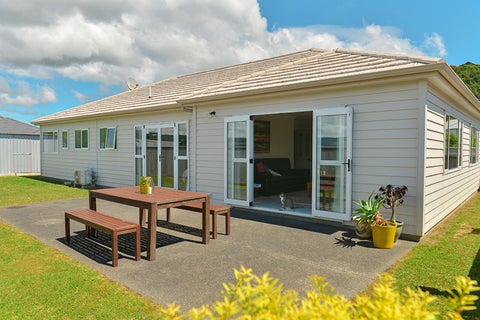 45 Staithes Drive North, Whitby, Porirua