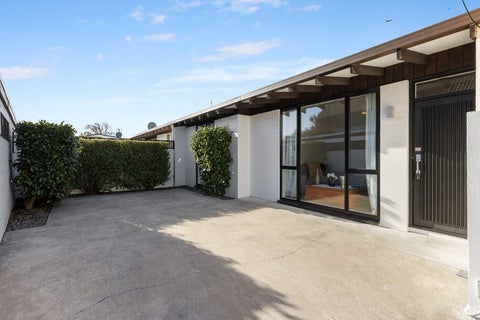 2/67A ST ALBANS STREET, Saint Albans, Christchurch