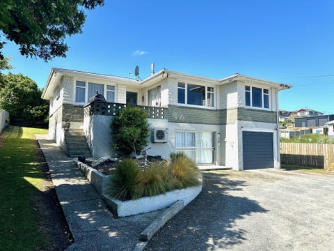 16 Barnego Road, Balclutha, Balclutha