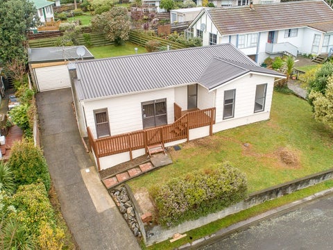 28 Hicks Close, Whitby, Porirua