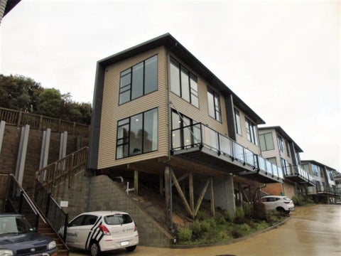 5 Ara Patukawenga, Tawa, Wellington