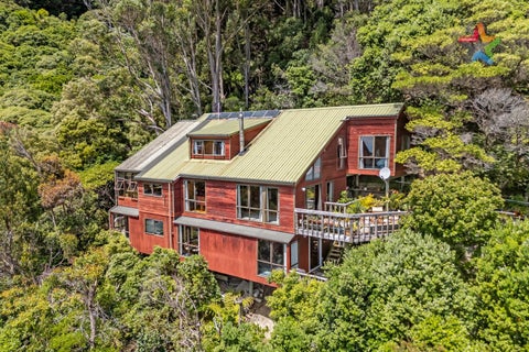 321 Marine Drive, York Bay, Lower Hutt