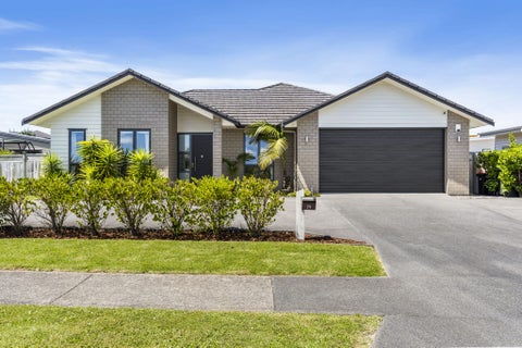 29 Kahawairahi Drive, Beachlands, Auckland