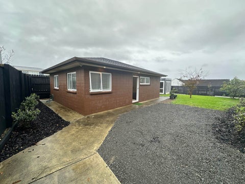 16 Landop Terrace, Howick, Auckland