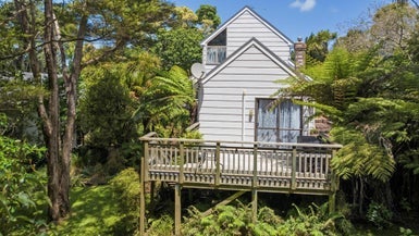 2A Puketitiro Street, Glen Eden, Auckland
