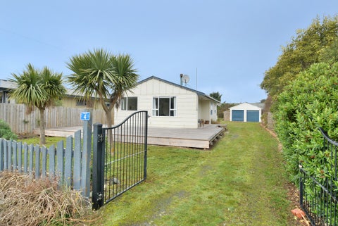 4 Burma Road, Taieri Beach, Taieri Beach