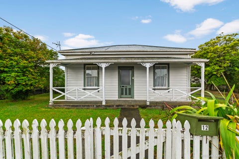 12 Hessey Street, Masterton