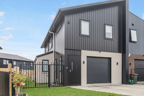2/64 Cabourne Drive, Glenview, Hamilton