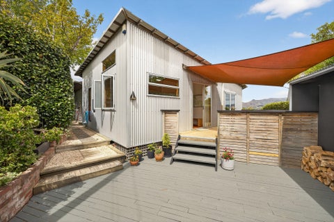12 Selwyn Road , Lyttleton