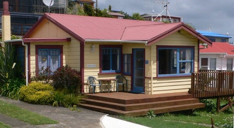 2 Gilmour Street, Raglan, Raglan