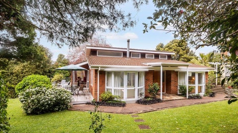 2/208 Hillsborough Road, Hillsborough, Auckland