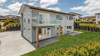 10 Boocock Crescent, Orewa, Orewa