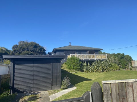 22 Mahoe Street, Otaki Beach, Otaki
