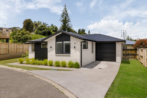 6 Mossie Way, Greerton, Tauranga