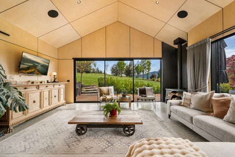 37 Pendeen CRES, Jacks Point, QUEENSTOWN