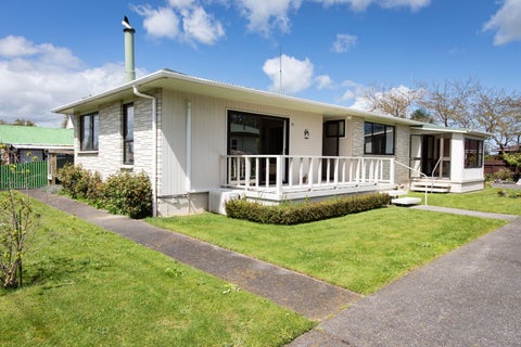13 Victoria Avenue, Dannevirke