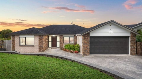 83 Lake Panorama Drive, Henderson Valley, Auckland