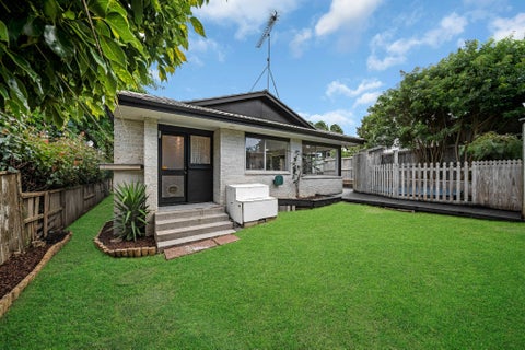 10 Regia Close, Half Moon Bay, Auckland