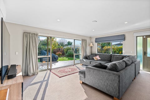 1 Sackville Street, Martinborough