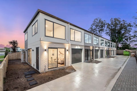 8A Jupiter Street, Rosehill, Papakura