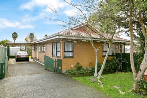 9 Sevilla Place, Unsworth Heights, Auckland